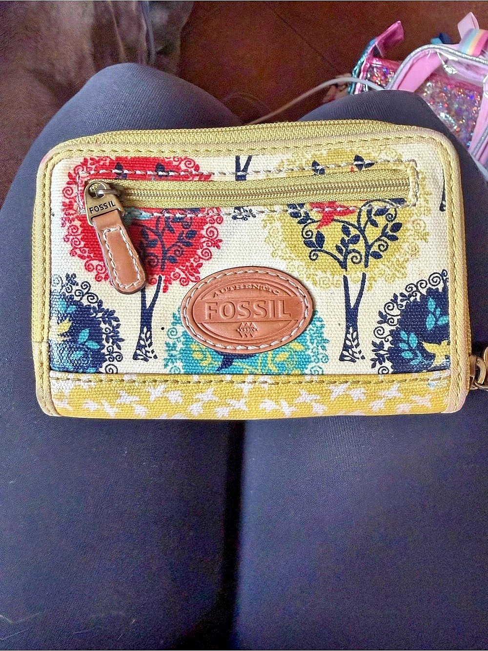 Fossil Key-Per Bird and Tree Zip Around Wallet Yellow & Multicolor
